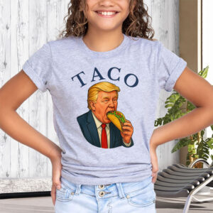 Trump Always Chickens Out – Funny Political TACO 2025 T-Shirt