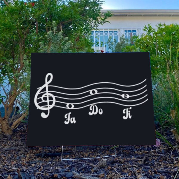 Anti-Donald-Trump-Yard-Sign,-Musical-Anti-Trump-Sign,-Anti-MAGA-Sign-usa
